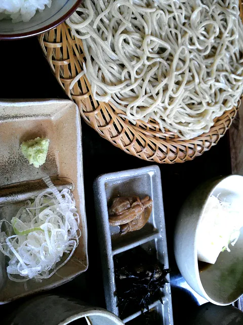 ～お昼セット～手打そば、ご飯、おかすのセット(*´▽｀*)ｿﾊﾞﾕｵｲｼｲ♡|のものも🍻さん