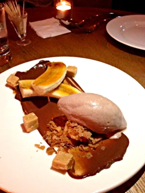 Snapdishの料理写真:Stone Nullah Tavern - Ovaltine icecream with Caramelized banana and Peanut butter cubes|sweeettooothさん