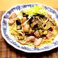 Snapdishの料理写真:鶏肉とナスのペペロンチーノ|はるかさん