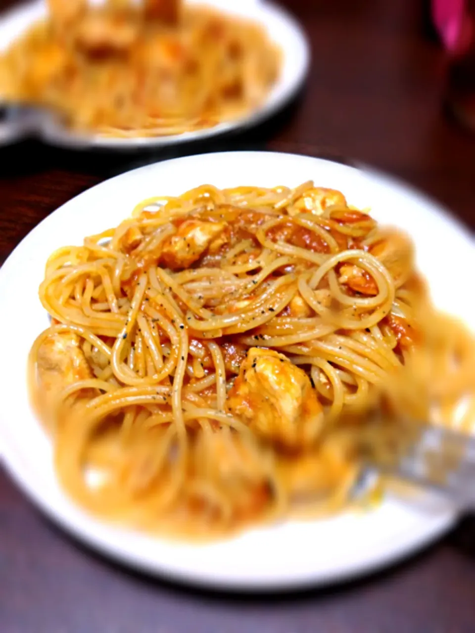 チキンのトマトソースパスタ|ひらんたさん