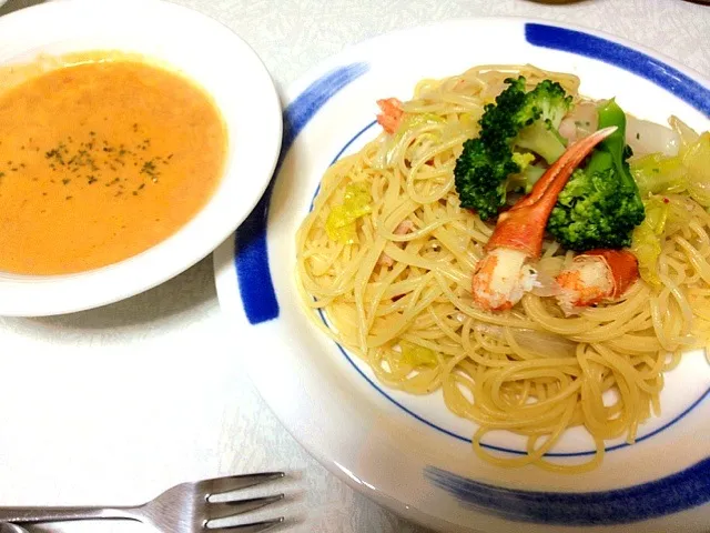 かにの爪パスタとカニのビスクスープ|putamichikoさん