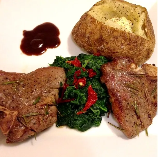 Snapdishの料理写真:Lamb Chops, Baked Potato, (over cooked spinach lol) smh (amateur plating)|Curt Chillさん