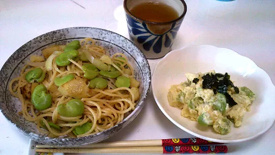 空豆とじゃがいものペペロンチーノ
                             ＆
    空豆の柚子胡椒ポテトサラダ|まゆさん