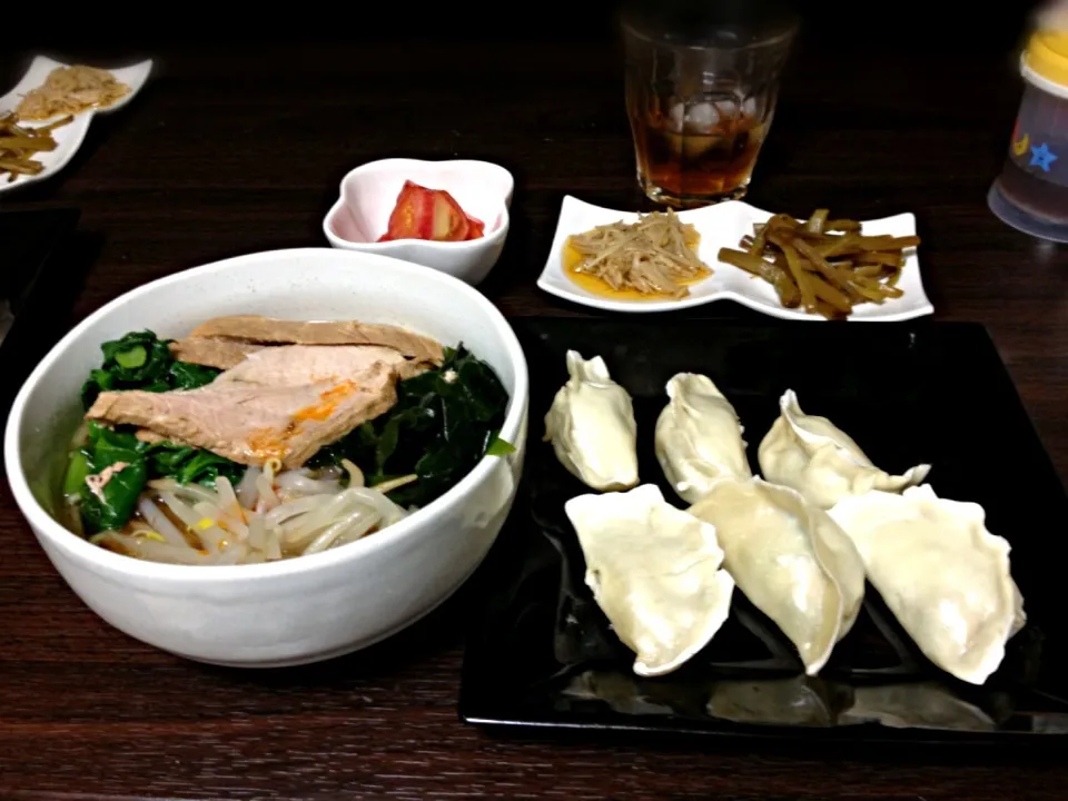 手作りラーメン 蒸し餃子|キムラヒロミさん