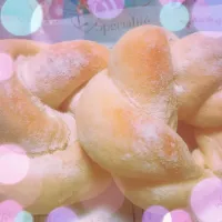 Snapdishの料理写真:豆乳入り白いパン♡|kkgucci☆!!さん