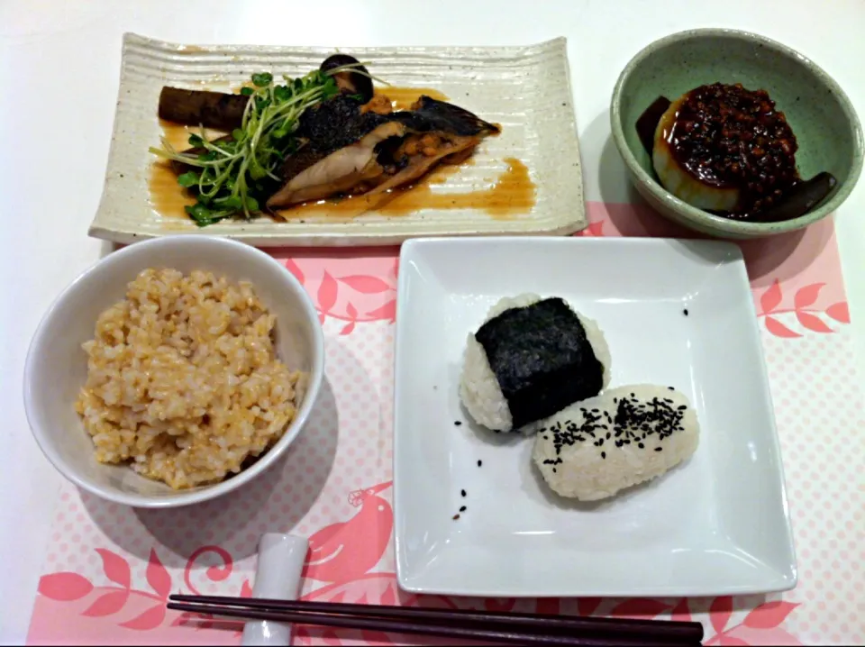 鰈の煮付けとふろふき大根|じょんさん