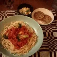 蟹のトマトクリームパスタ
蓮根のオリーブオイル焼き
オクラとコ　ーンのくずし豆腐　http://www.pasta.or.jp/smt/recipe.php?recipe_id=314|あやさん