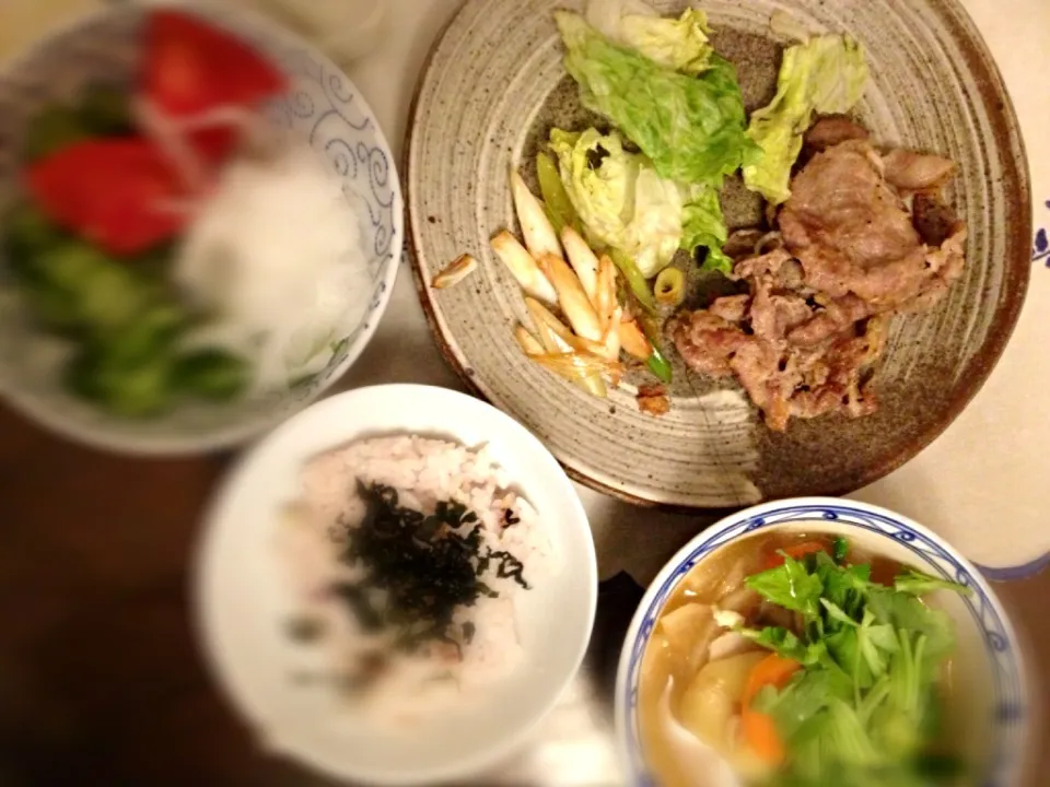 Snapdishの料理写真:Pork Ginger and Ton-jiru. 2013/5/18 Dinner.|Comer Ruyeeさん