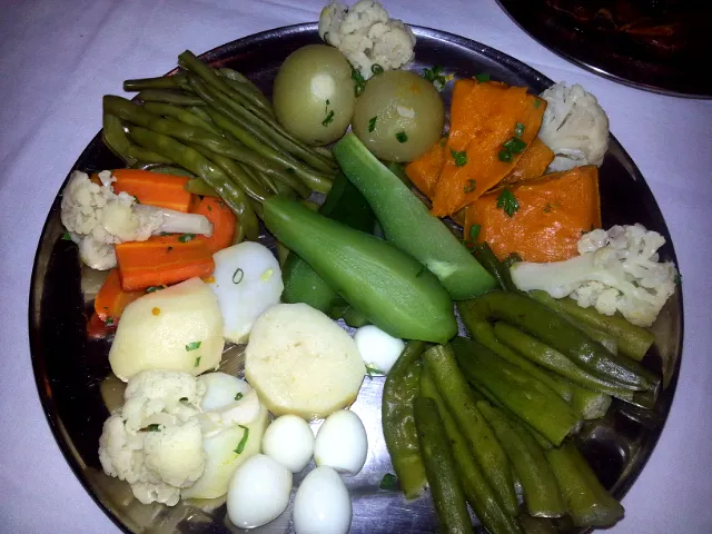 Veggies!!! lots of fresh stuff|Marcos Martinsさん