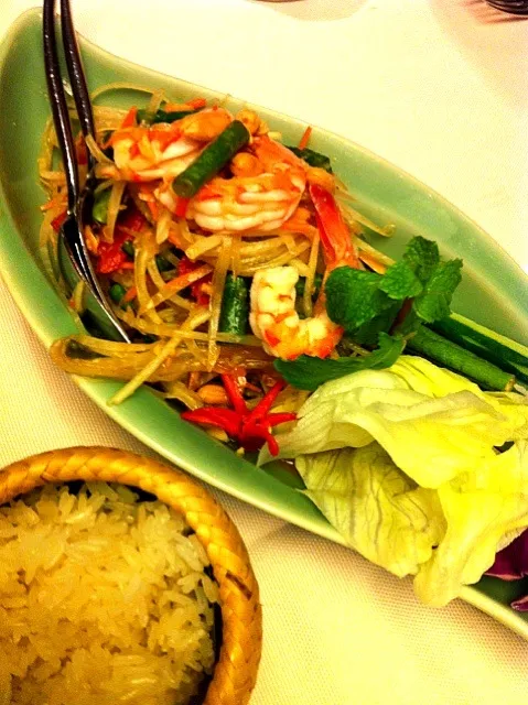 Snapdishの料理写真:Thai salad (papaya&shrimp)|y.kさん