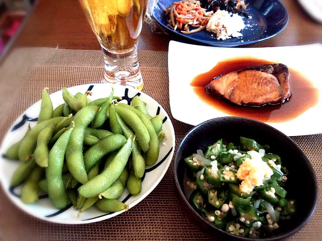 ぶりの照り焼き・いかおくら・枝豆|ぴぃさん