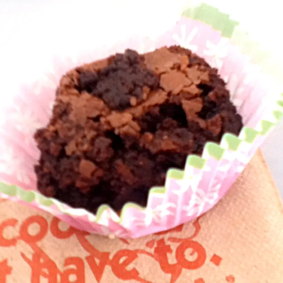 Brownie with nuts|BriieBriieさん