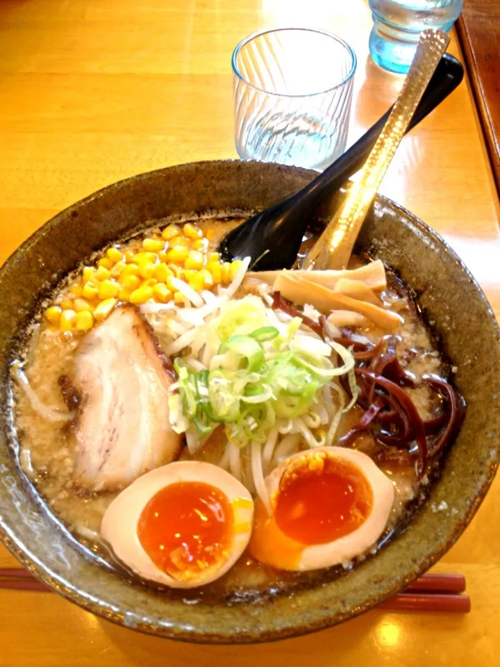 とろとろ煮卵♥とんこつ味噌ラーメン✨😊|may☆chanさん