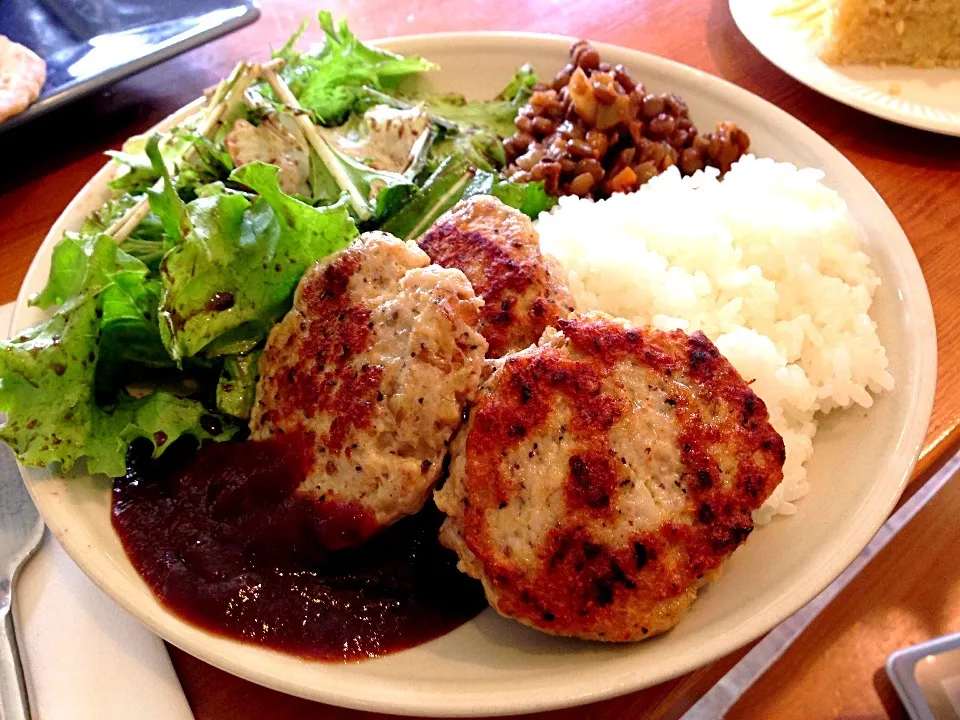 Turkish Hamburger lunch|Kirsten Adachiさん