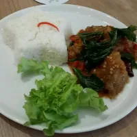 Spicy Sauce on Fried Filet of Grouper|Ten Voon Tengさん