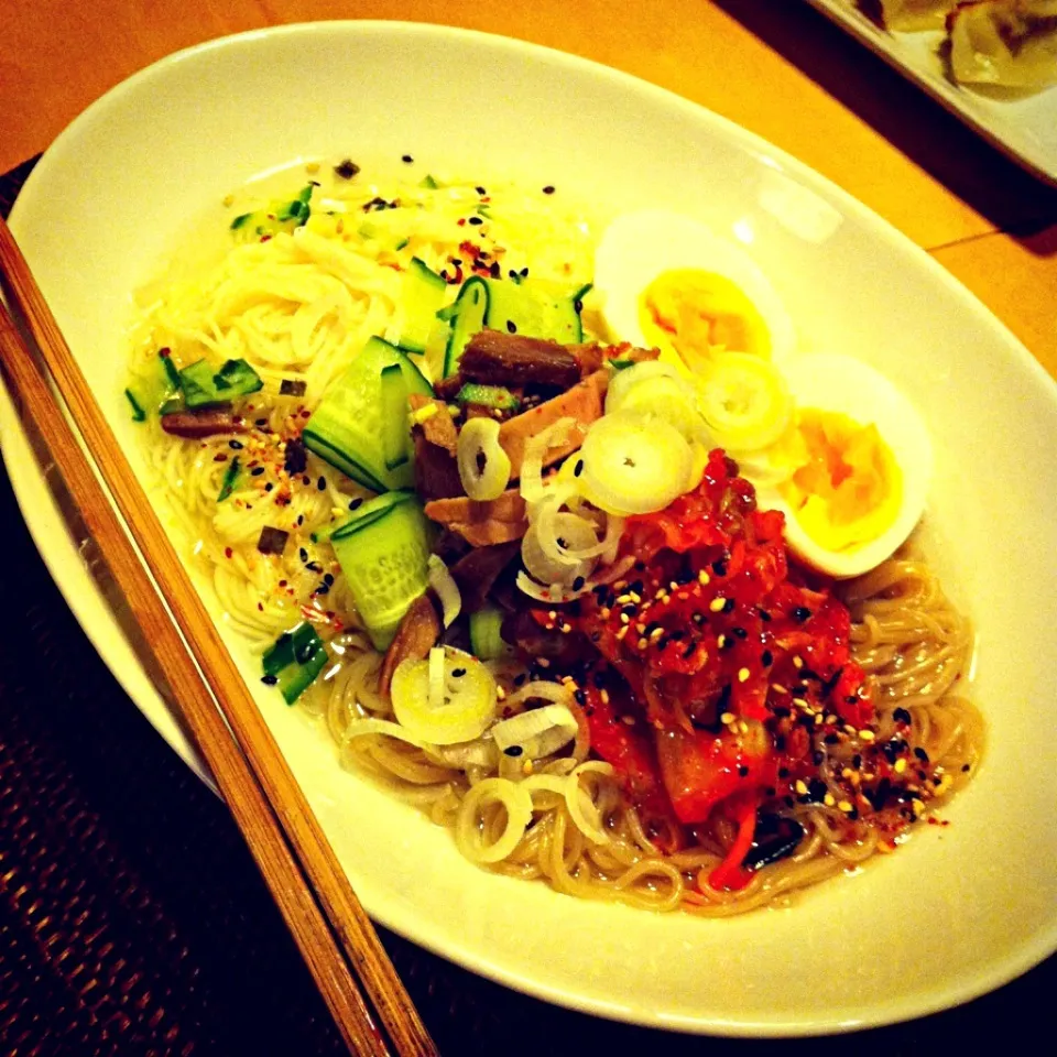 冷麺と素麺のハーフ＆ハーフ。|レイさん