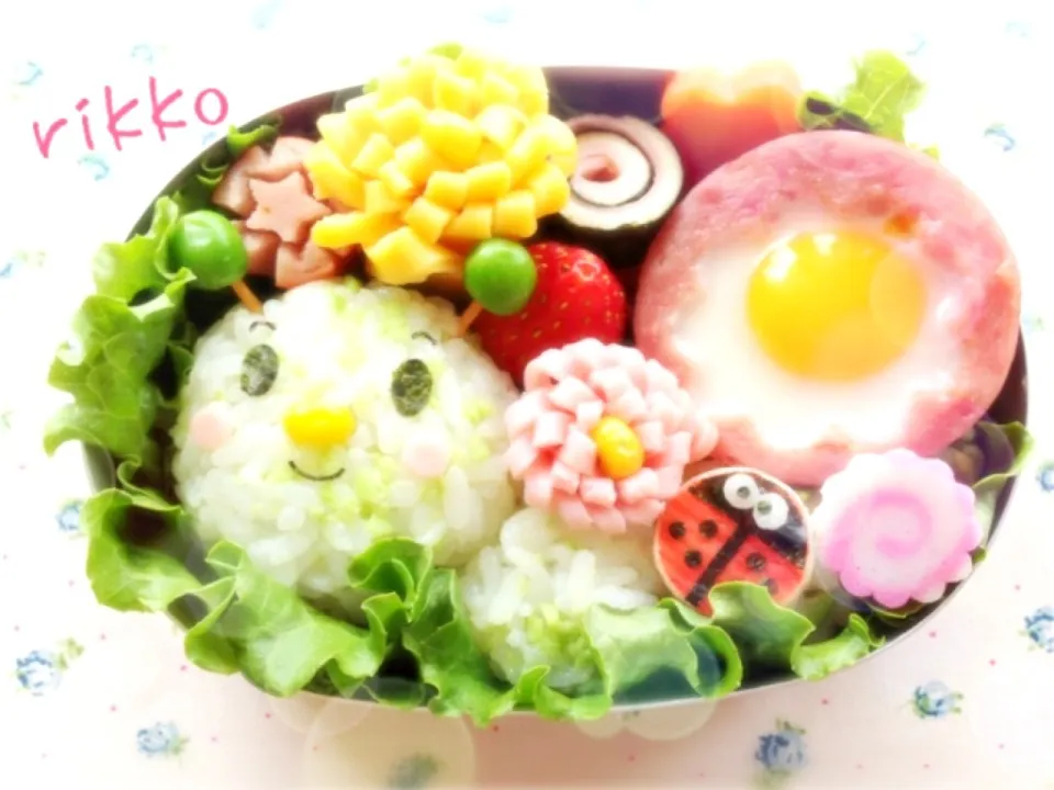 🌼あおむしとてんとう虫🌼のむしむし弁当💛|rikkoさん