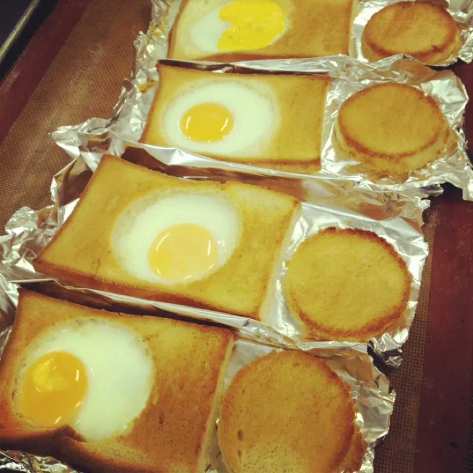 Baked egg n' toast 🍳🍞|Prae~*さん