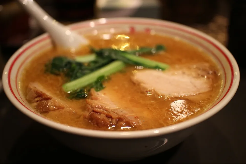 海老ミソラーメン チャーシュー|マハロ菊池さん