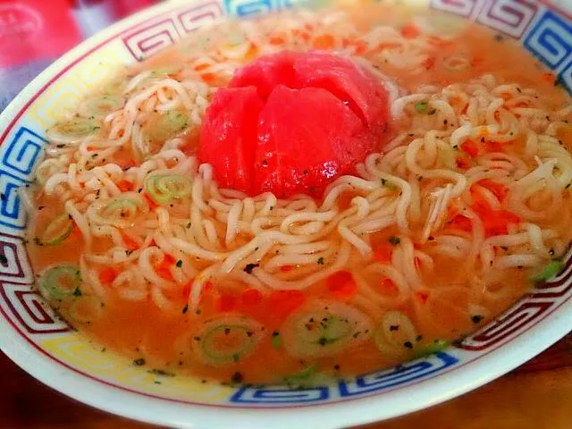 サッポロ一番塩ラーメン トマトとバジル仕立て|ブラスワさん