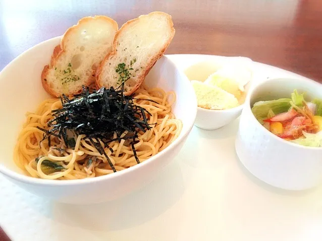 茸の和風パスタランチ|がちゃぴんぐーすさん