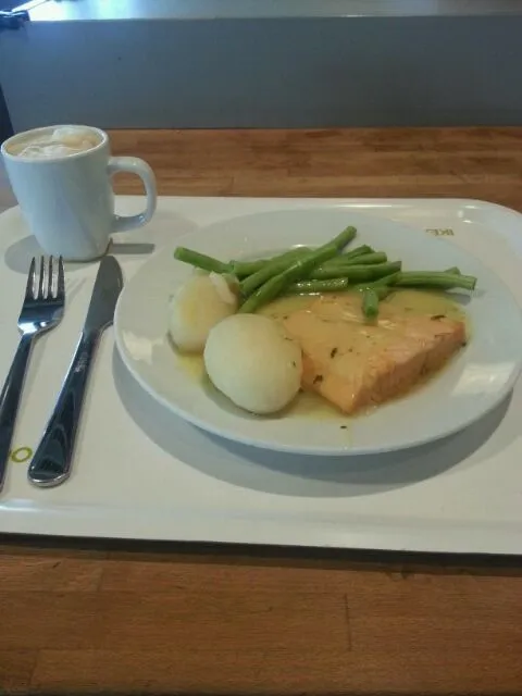 IKEA Poached Salmon with French Beans and Potatoes ★ Cappucino|Mrs BNazさん