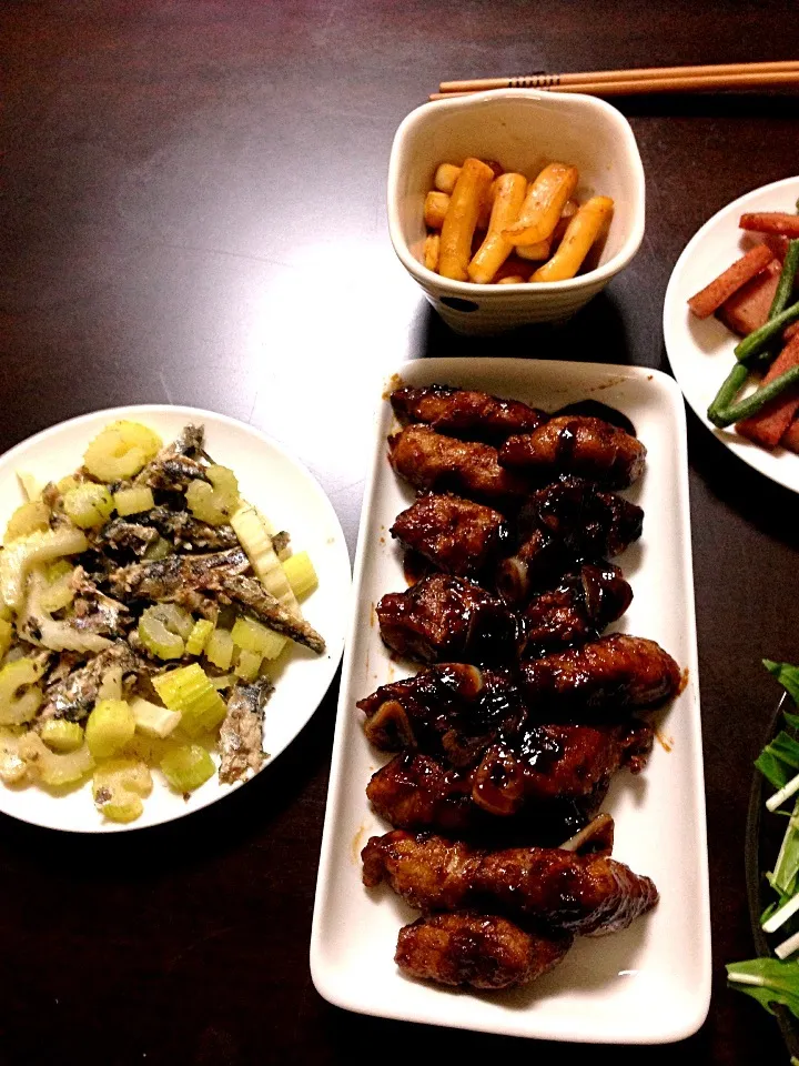 セロリとオイルサーディンの炒め物、山芋とアボカドの肉巻き(●´∀｀●)|大きな樹さん