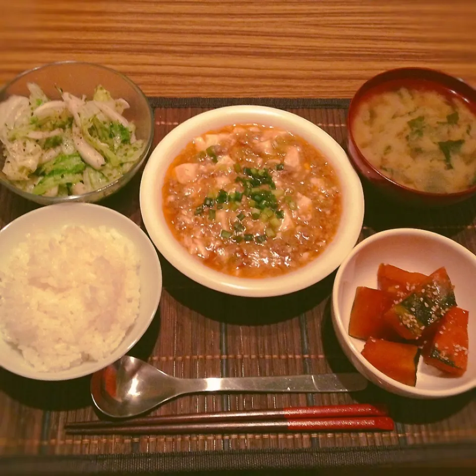 麻婆豆腐、カボチャの煮物、新玉サラダ|はるさん