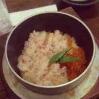 Snapdishの料理写真:かにいくら釜飯|かなさん