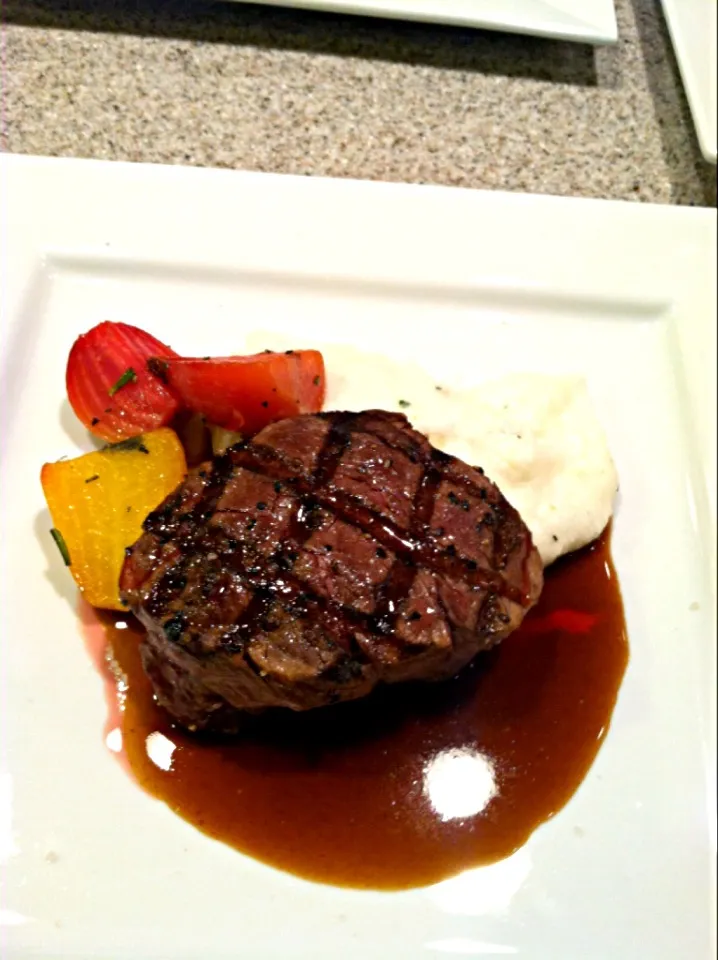 Filet Mignon, Roasted Beets, Herb Polenta|chris bowdenさん