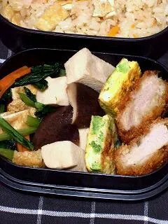 お弁当（油揚げご飯、小松菜とにんじんと薄揚げの炒め物、高野豆腐と干し椎茸の煮物、ネギ入り卵焼き、ヒレカツ）|すーさん