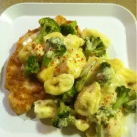 Chicken, broccoli Alfredo with homemade Tortellini|Mark Nataliさん