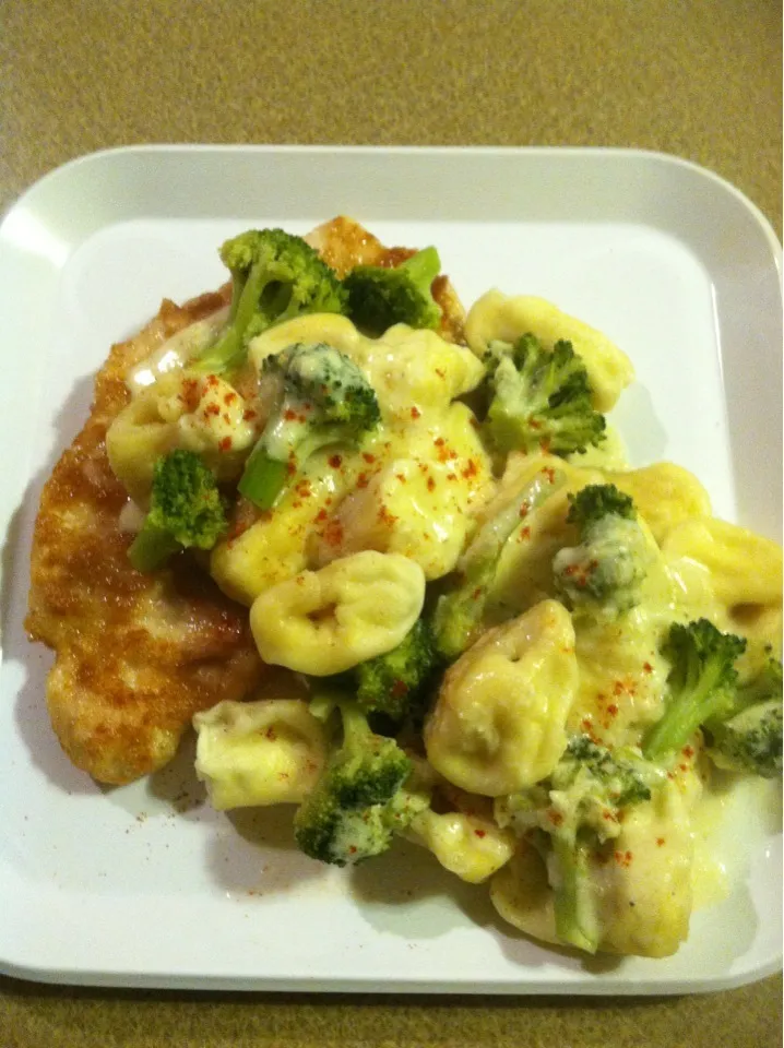 Chicken, broccoli Alfredo with homemade Tortellini|Mark Nataliさん