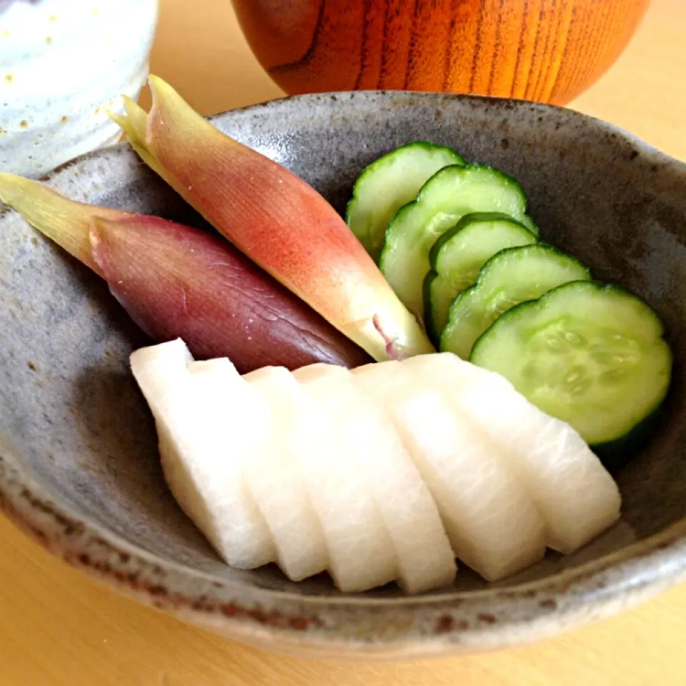 朝ご飯にぬか漬け|らいちさん