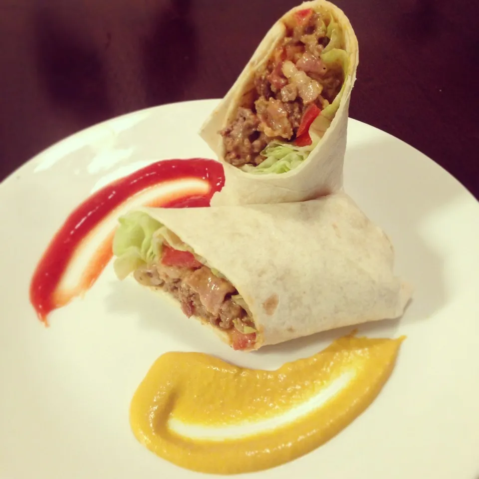 Bacon Cheeseburger Burrito|Brian Churchillさん