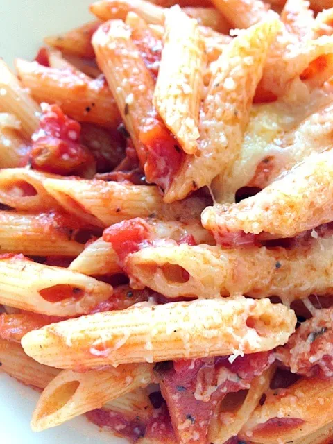 自家製パンチェッタ入りトマトペンネ Tomato penne with homemade pancetta|Funky Chefさん