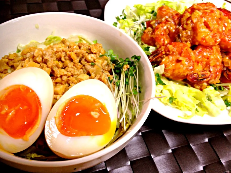 肉味噌味玉丼とエビチリ|あやかさん