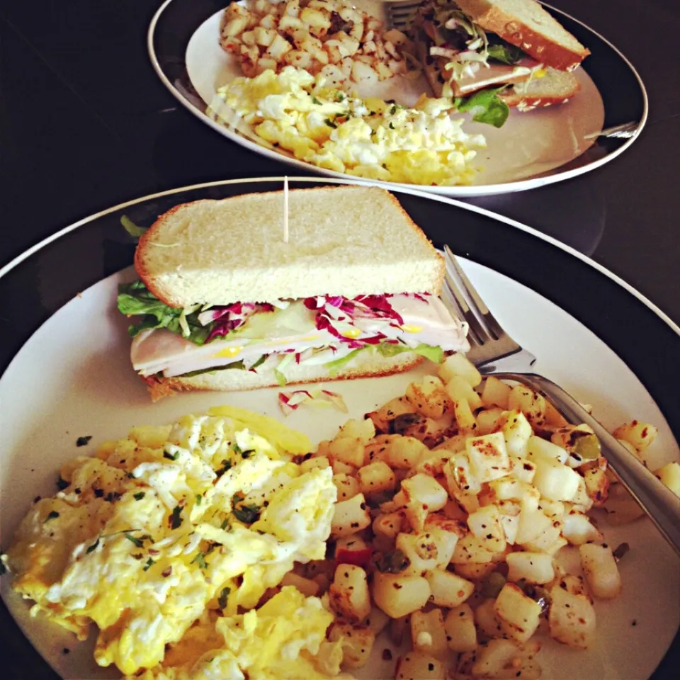 Snapdishの料理写真:Honey&Smoked Turkey Breast Sandwich breakfast|Mrs. Beagleさん