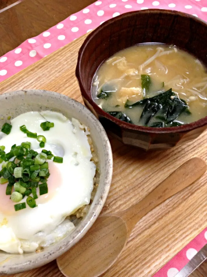 アボ納豆卵丼&味噌汁☆|くうさん