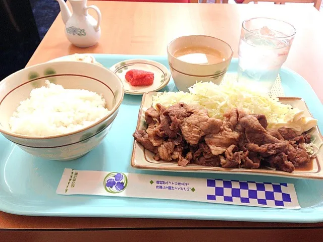 すえひろ ワンコイン生姜焼き定食|ponnaoさん