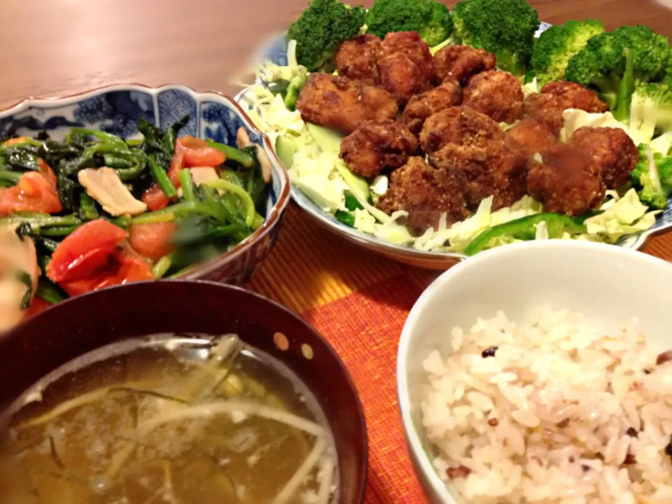 鶏もも竜田揚げ、ベーコン・ほうれん草・トマトのオリーブオイル炒め等|Junya Tanakaさん