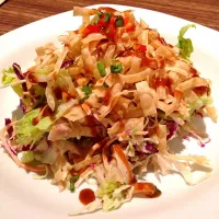 Snapdishの料理写真:Amazing Krazy Garlik Salad|Somewell Gadianeさん