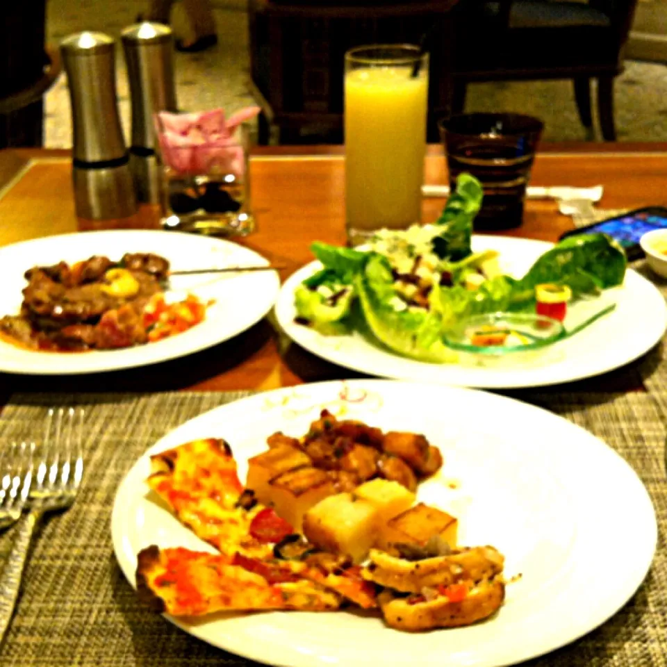 Buffet at Mandarin Oriental|Jorge Bernal Márquezさん