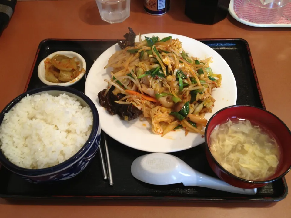 季節野菜のスタミナ炒め定食|おっちさん