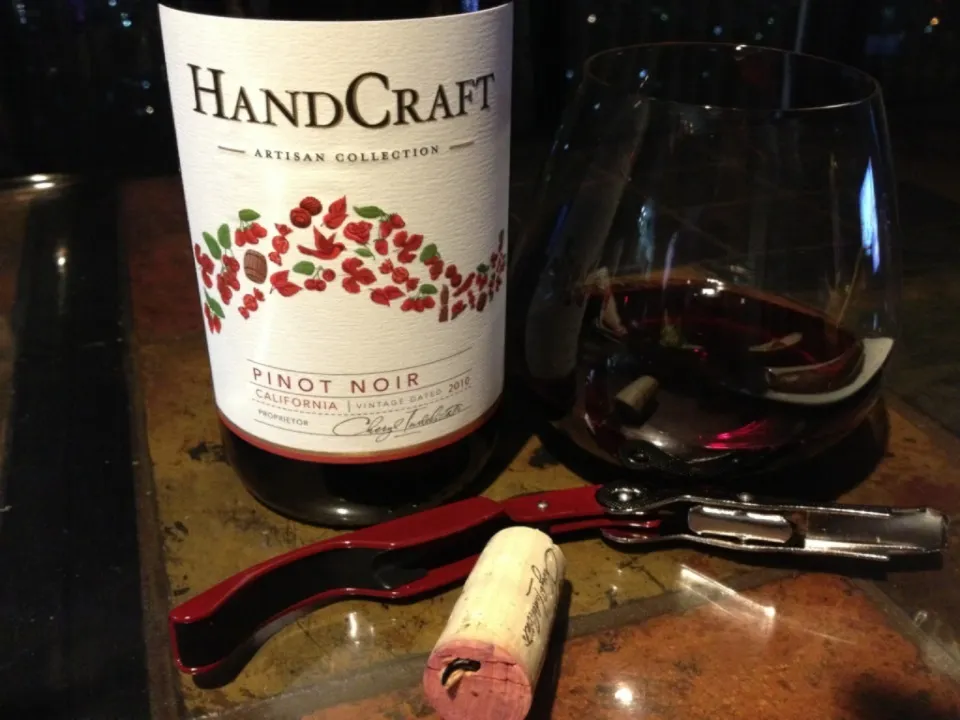 HAND CRAFT   PINOT  NOIR   2010|ワインさん