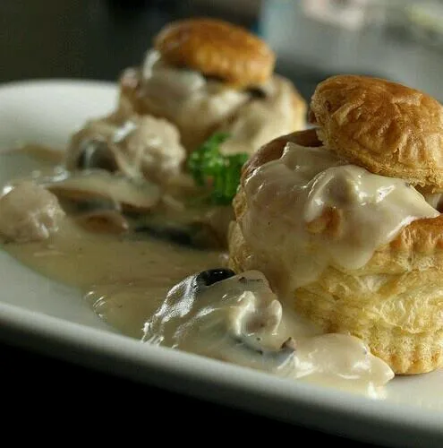 puff pastry with chicken cream|viviさん