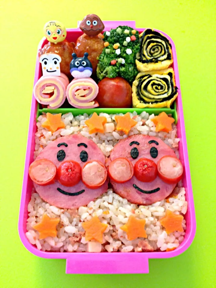 Snapdishの料理写真:アンパンマン(o^^o)チャーハン弁当|なおこさん