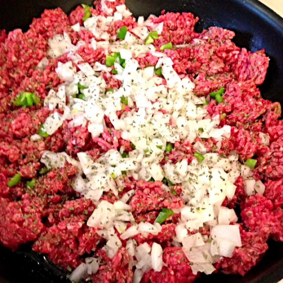 Ground beef, onions, & Peppers|Curt Chillさん