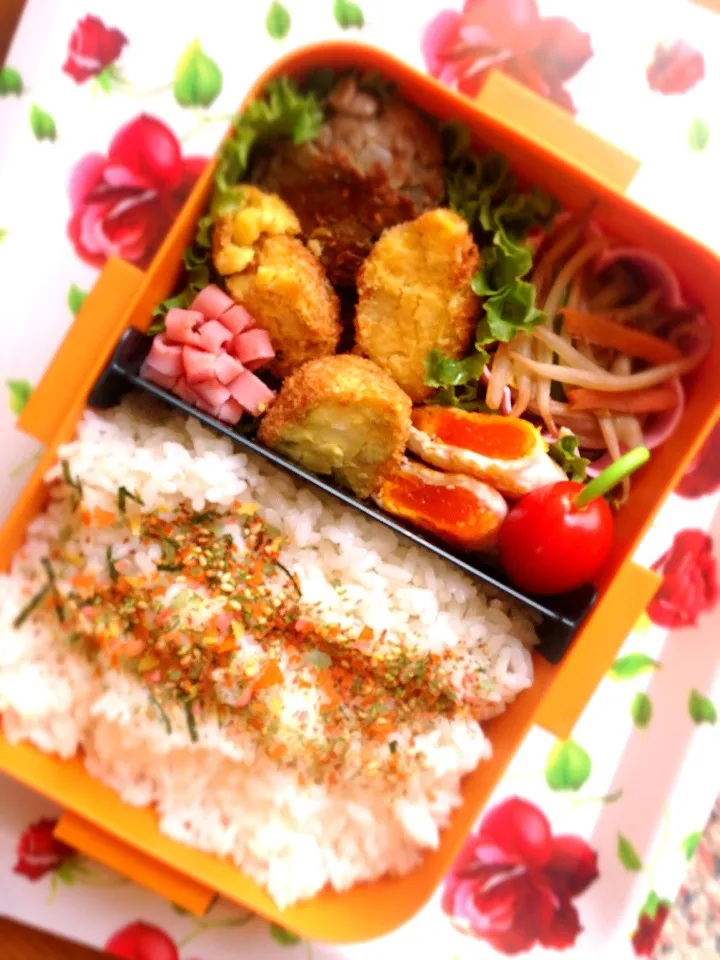 Snapdishの料理写真:本日の旦那サマ弁当🌸|maikoさん