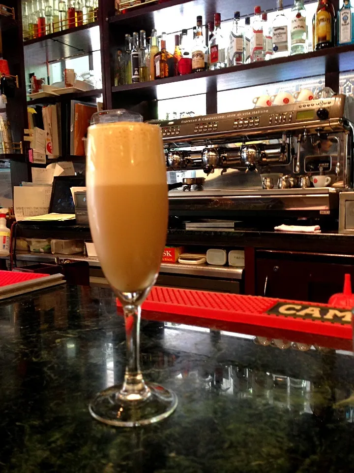 Snapdishの料理写真:Caffé Freddo Shakerato|shinomiya yoshihiroさん